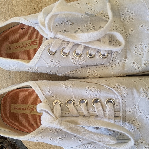 American Eagle White Lace Women's Sneakers Size 8 - Picture 5 of 10